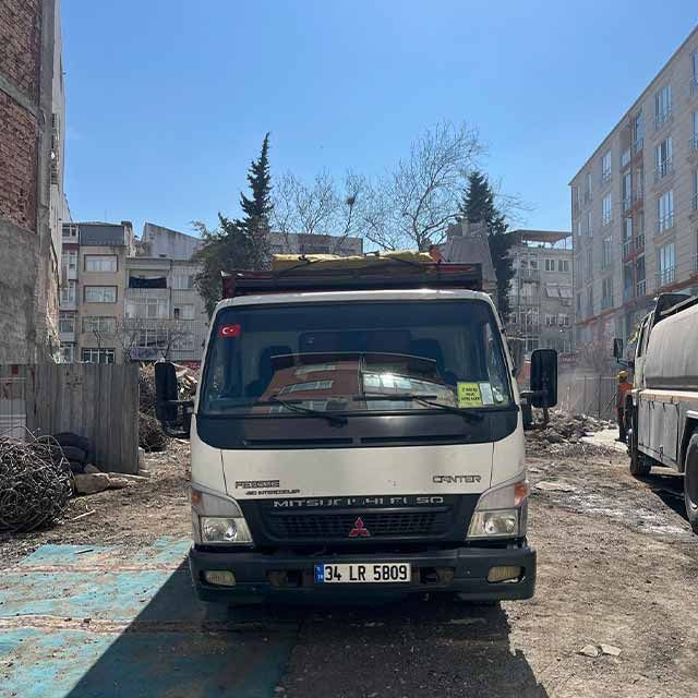  MITSUBİSHİ KAMYON